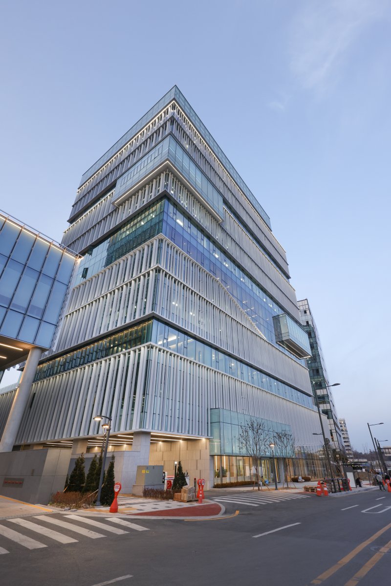 특징주]텔레칩스, 세계2위 車계기판 업체와 차세대 지능형 디스플레이 공동 개발↑